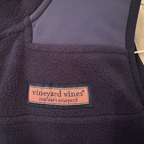 Boys Vineyard Vines navy vest size Medium (12-14) - Picture 4 of 4